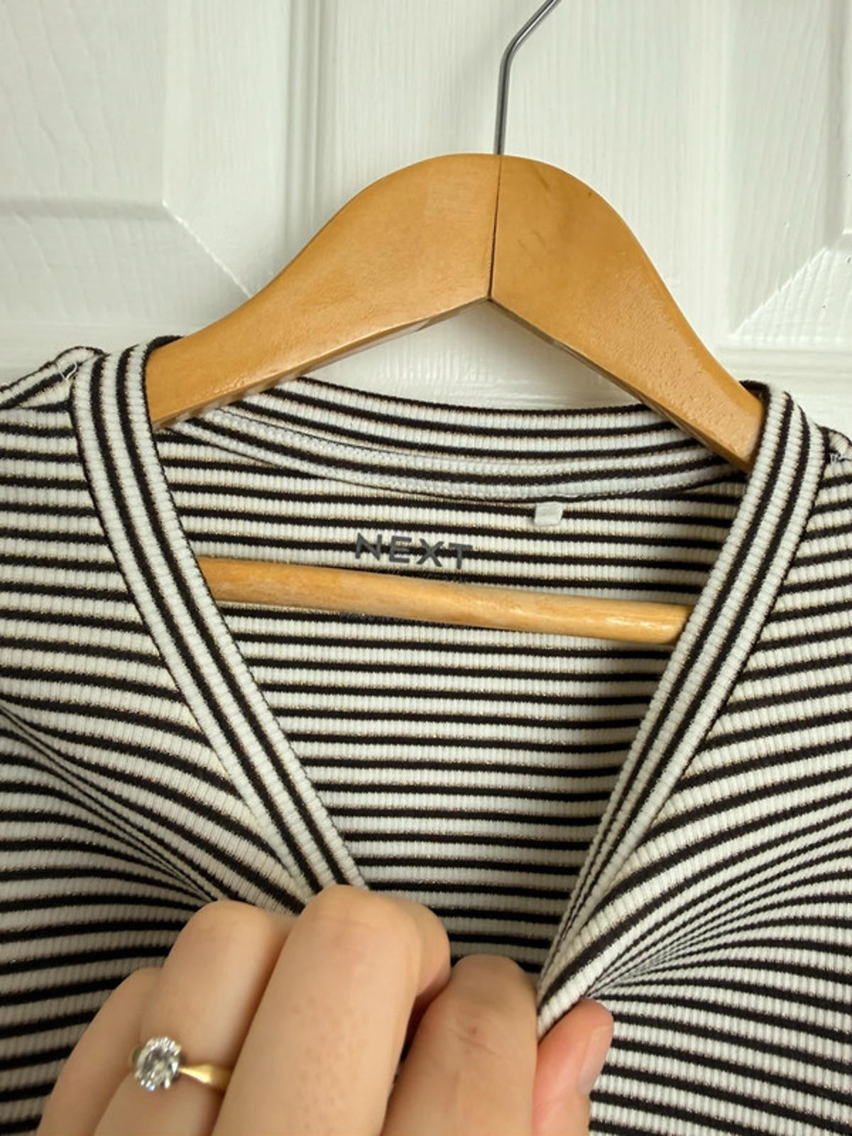 Ex Next Girls Ribbed Top | Age 9 Years | Stretchy Gold Thread Long Sleeve | New - Back On The Shelves High Street Discount Outlet Online UK