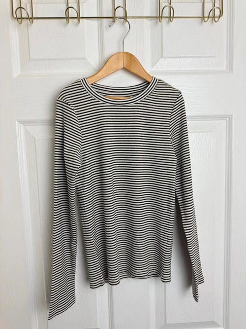 Ex Next Girls Ribbed Top | Age 9 Years | Stretchy Gold Thread Long Sleeve | New - Back On The Shelves High Street Discount Outlet Online UK