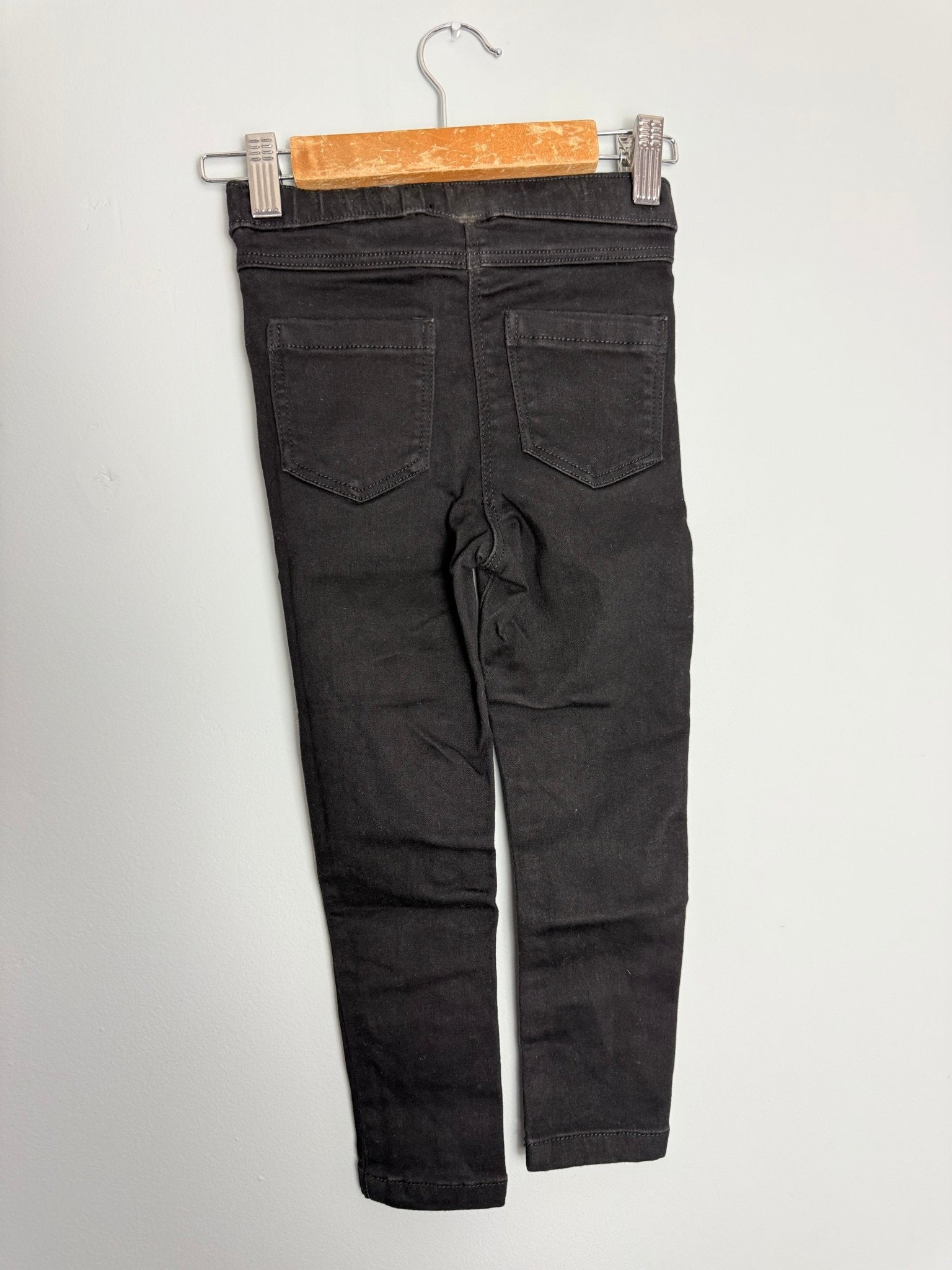 Kids Black Jegging Jeans - Unisex 4 - 15 Years - Back On The Shelves High Street Discount Outlet Online UK