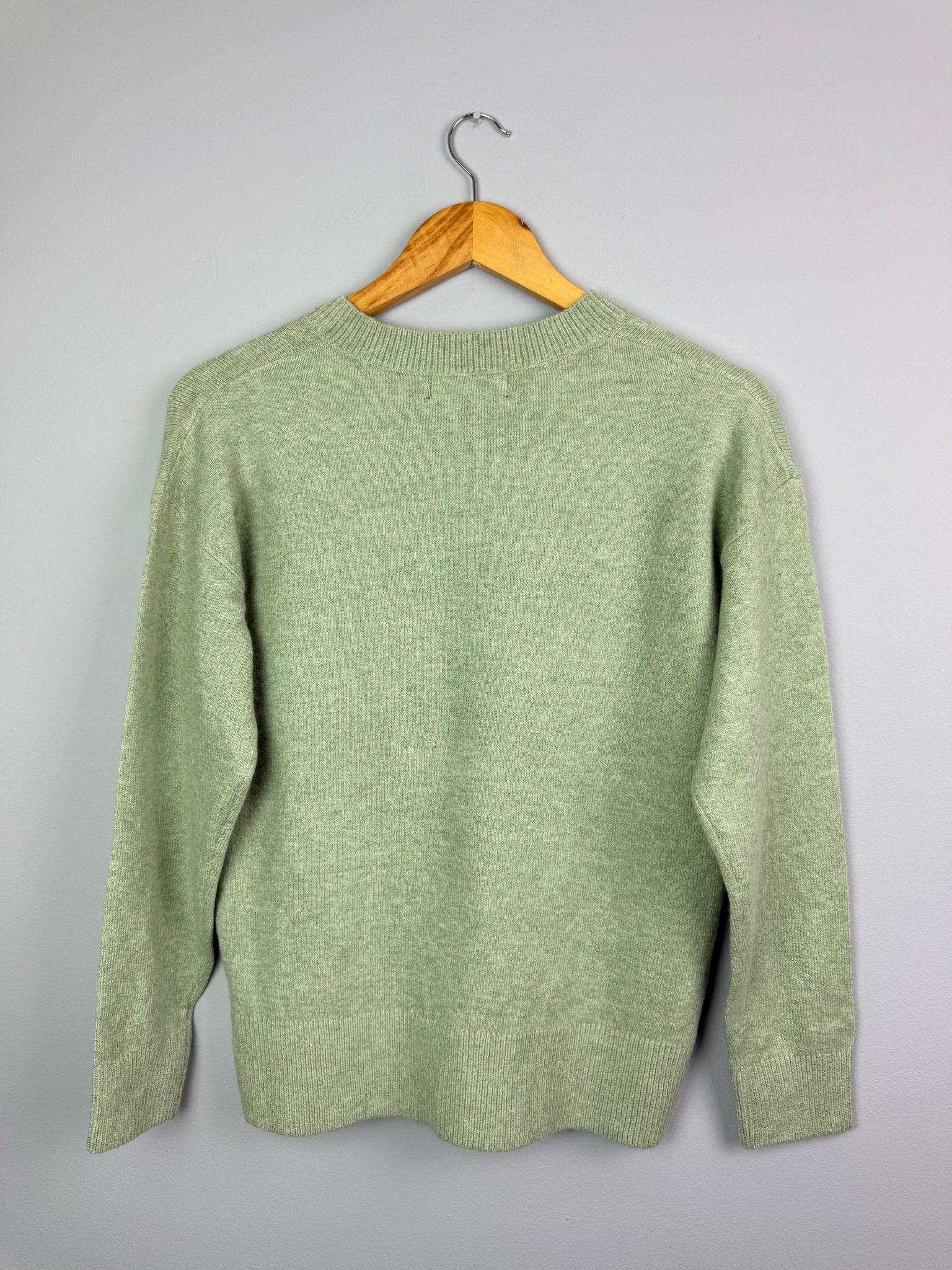 Pale Jade Wool Blend V Neck Jumper - Ladies Size S - Back On The Shelves High Street Discount Outlet Online UK