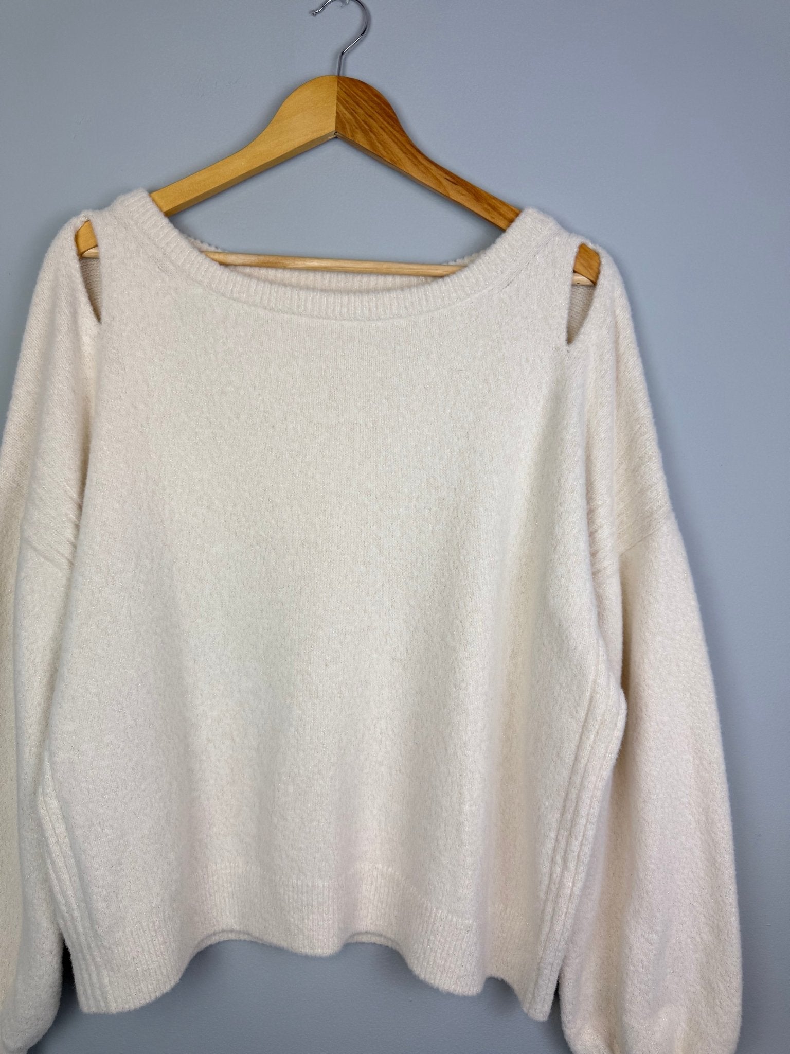 Ladies Cream Shimmer Knit Jumper with Shoulder Cut - Out Detail - Ladies Size Medium - Back On The Shelves High Street Discount Outlet Online UK
