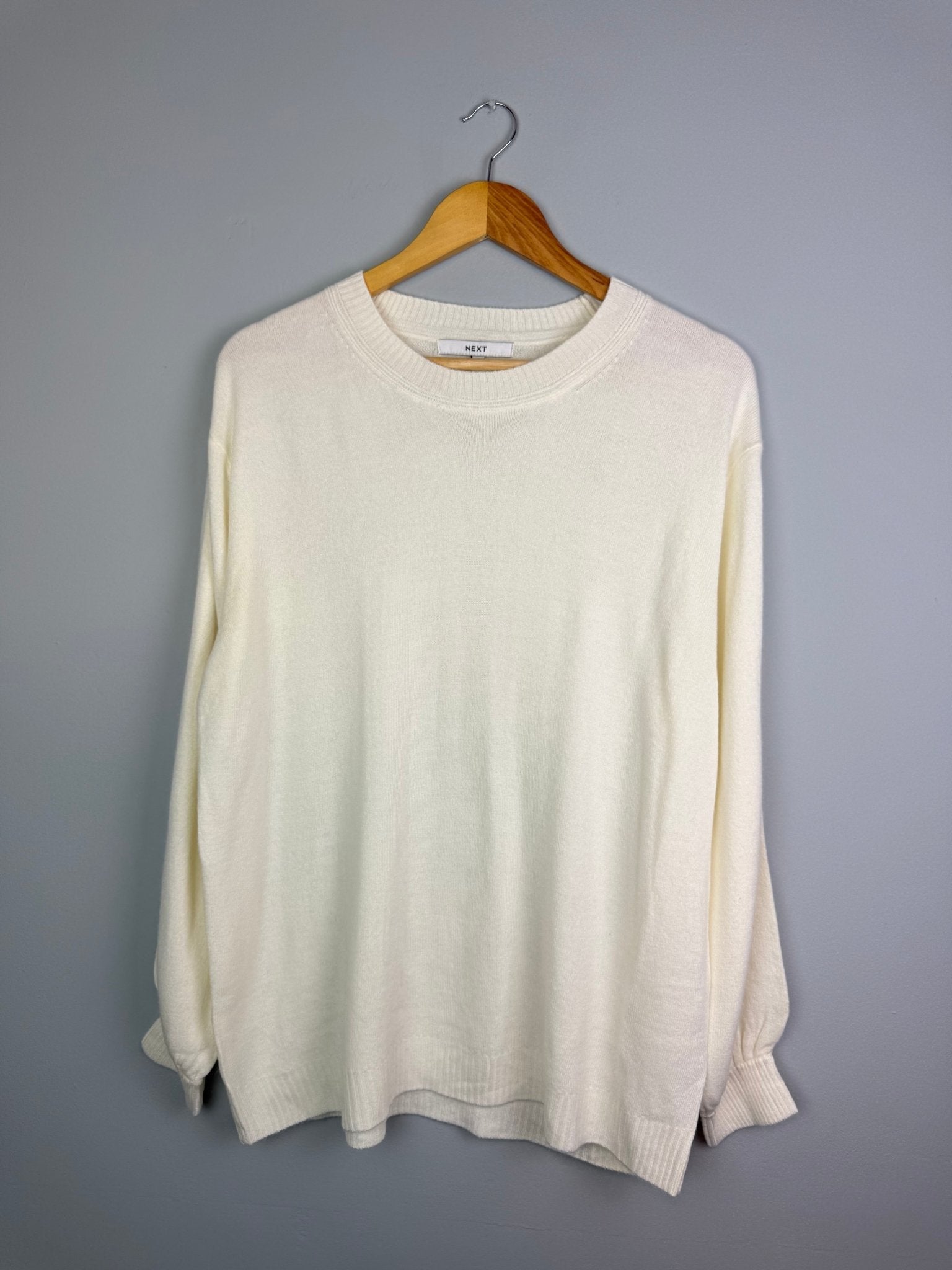 Ladies Cream Lightweight Knit Jumper with Balloon Sleeves – Ladies Large - Back On The Shelves High Street Discount Outlet Online UK