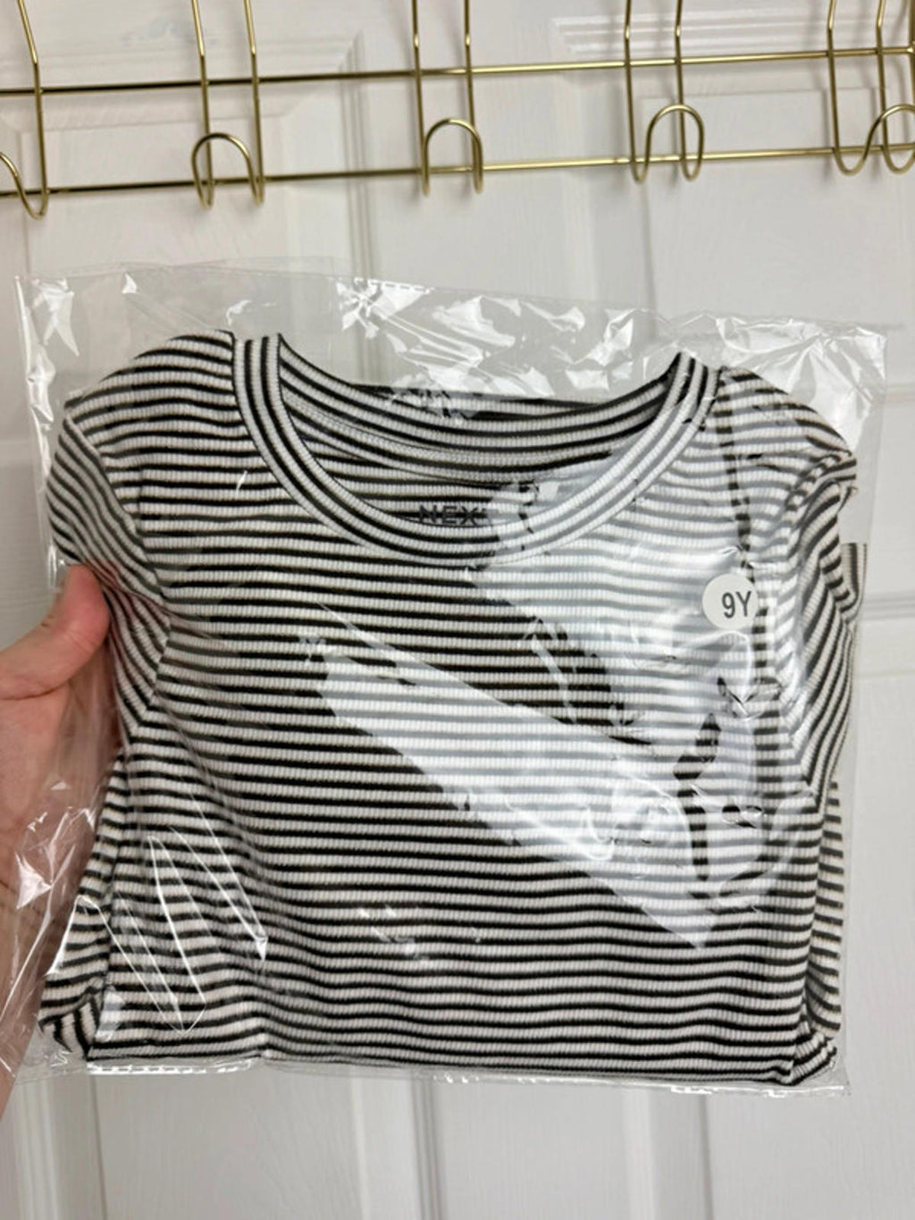 Ex Next Girls Ribbed Top | Age 9 Years | Stretchy Gold Thread Long Sleeve | New - Back On The Shelves High Street Discount Outlet Online UK