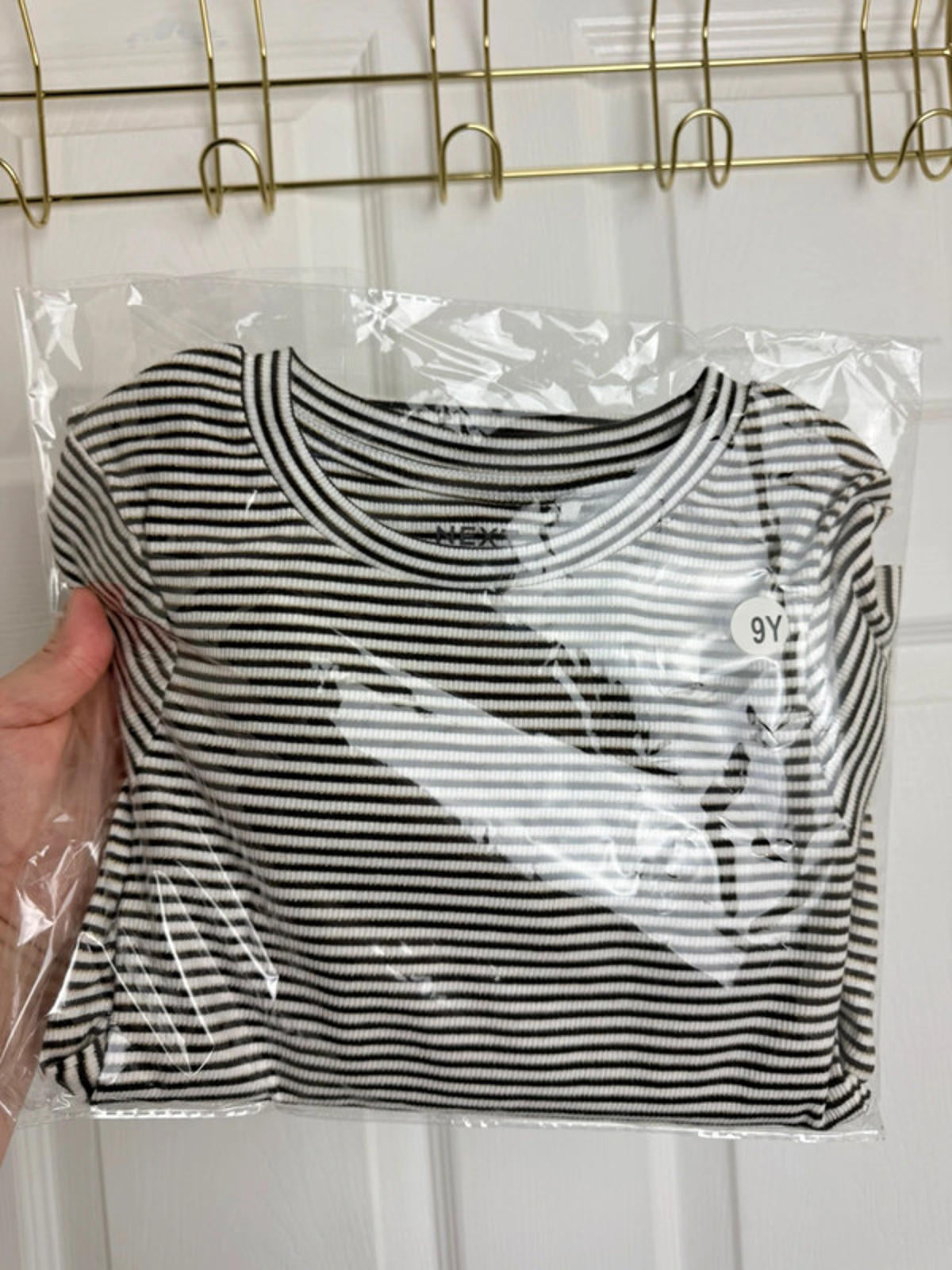 Ex Next Girls Ribbed Top | Age 9 Years | Stretchy Gold Thread Long Sleeve | New - Back On The Shelves High Street Discount Outlet Online UK