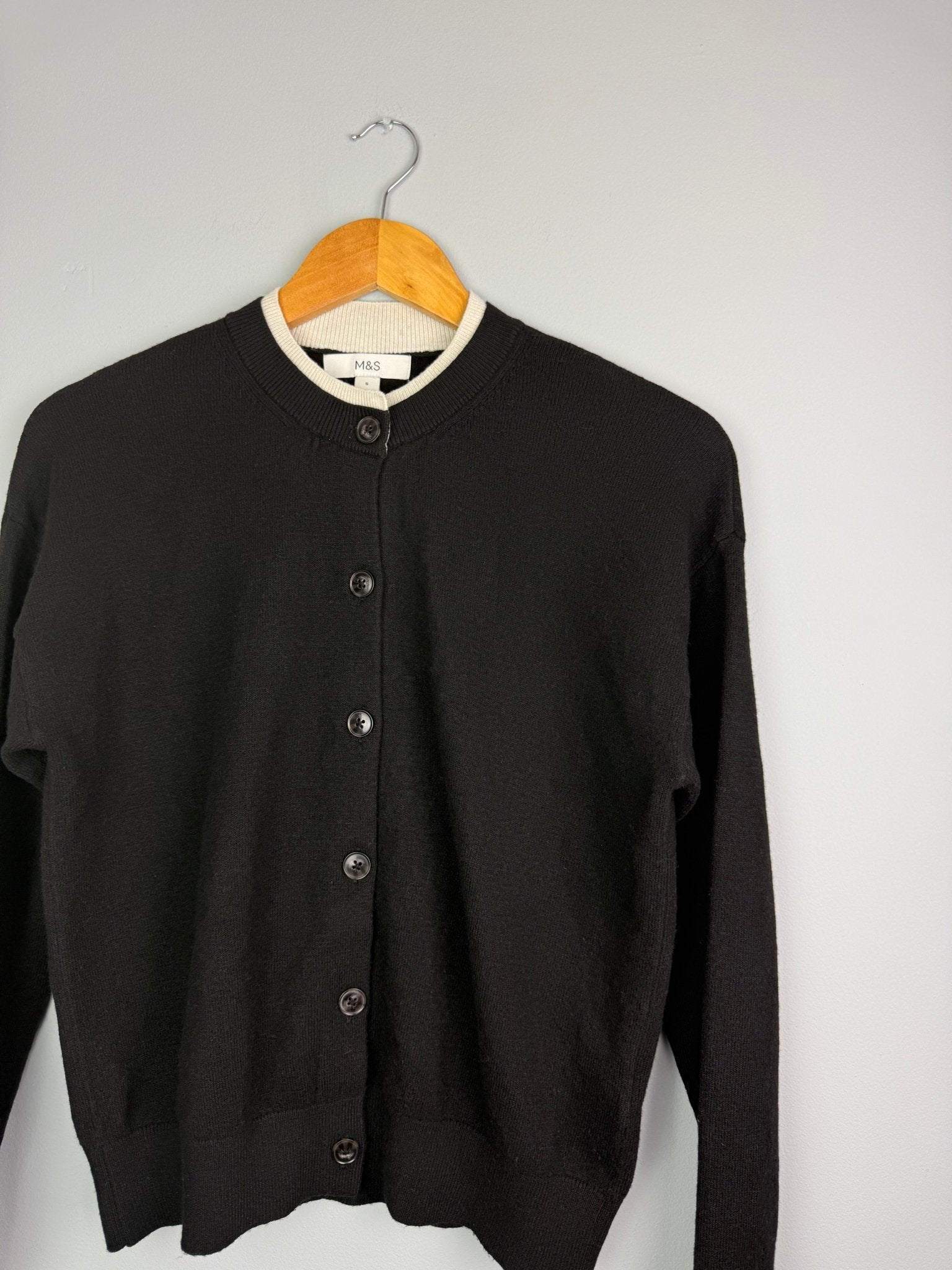 Ladies Ex MS Black White Cardigan - Size S - Back On The Shelves High Street Discount Outlet Online UK