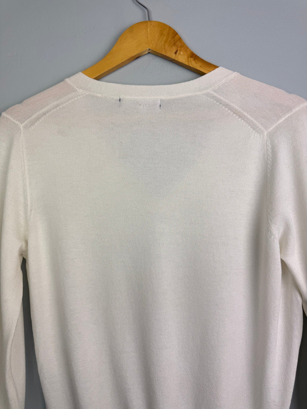 Ladies Ex MS Cream Fine Knit V Neck Jumper - Size L - Back On The Shelves High Street Discount Outlet Online UK