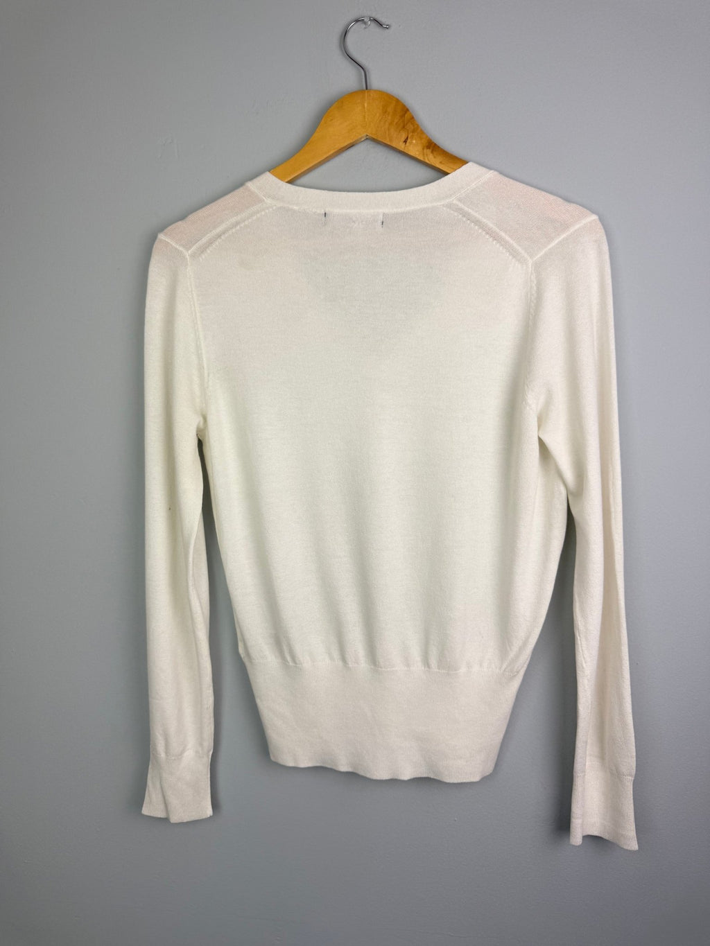 Ladies Ex MS Cream Fine Knit V Neck Jumper - Size L - Back On The Shelves High Street Discount Outlet Online UK
