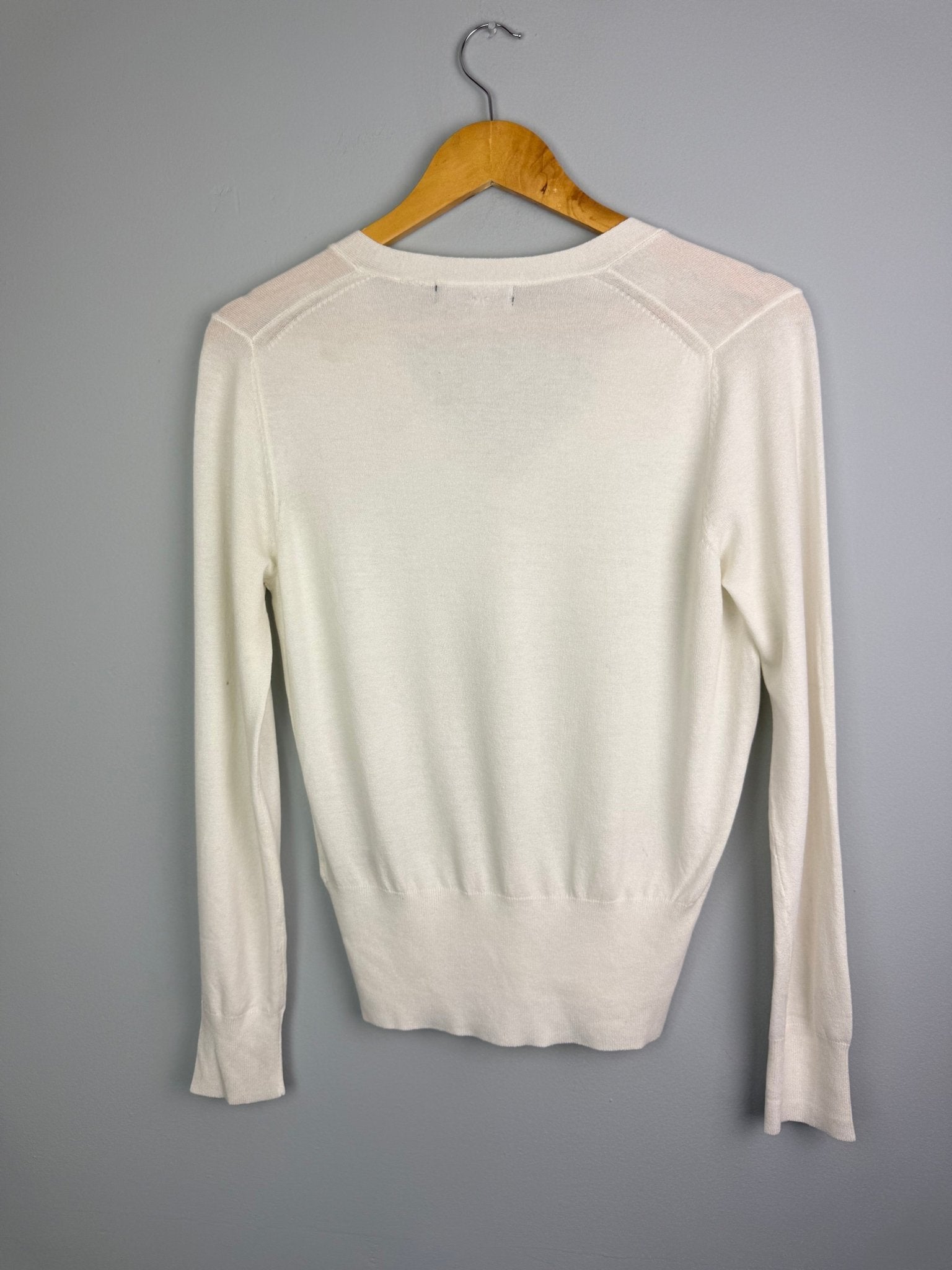 Ladies Ex MS Cream Fine Knit V Neck Jumper - Size L - Back On The Shelves High Street Discount Outlet Online UK