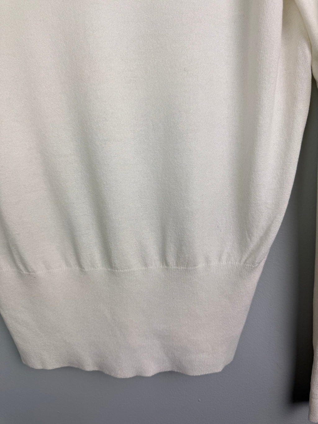 Ladies Ex MS Cream Fine Knit V Neck Jumper - Size L - Back On The Shelves High Street Discount Outlet Online UK