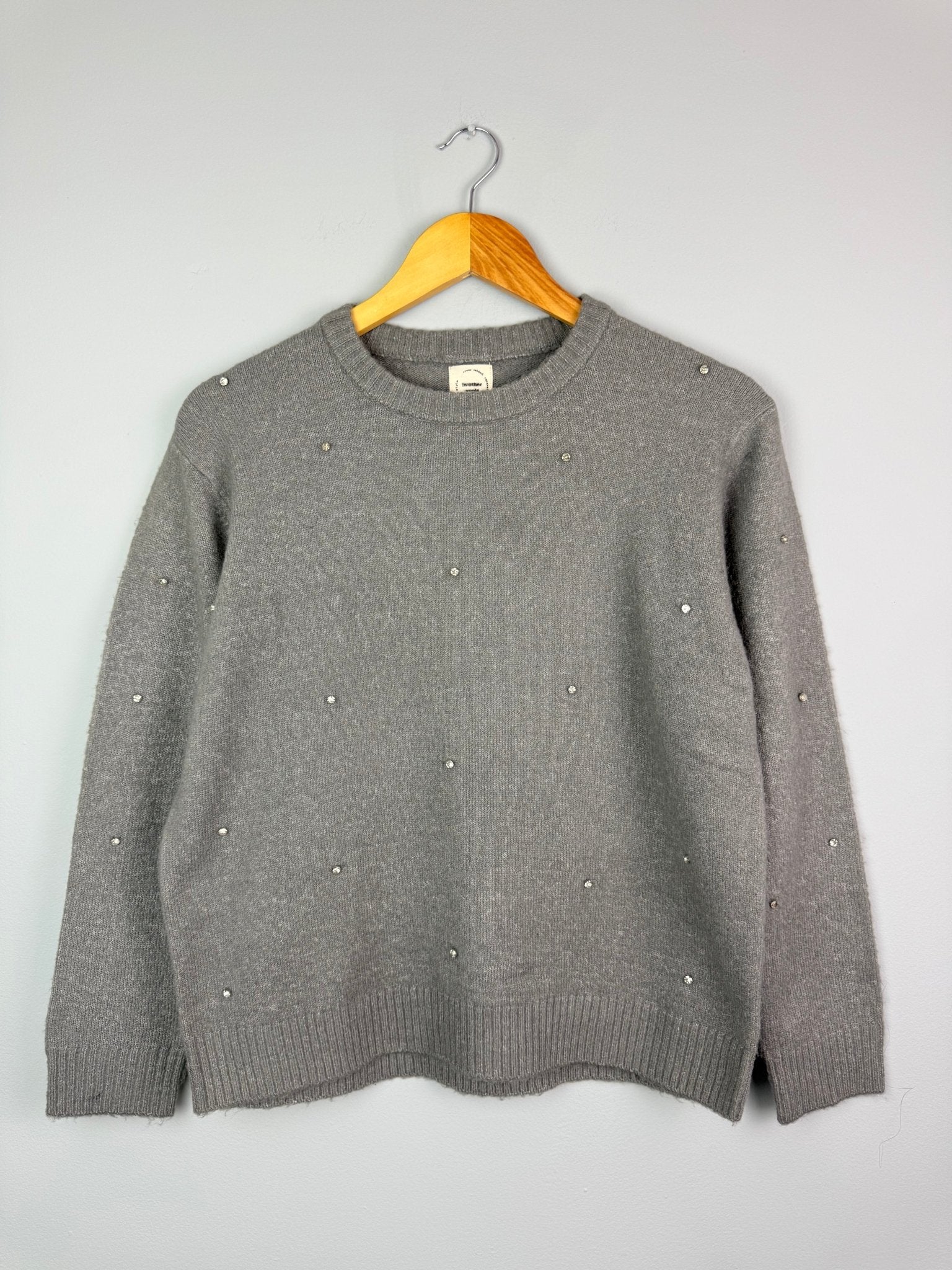 Ladies Ex RI Grey Embellished Knit Jumper - Size Medium - Back On The Shelves High Street Discount Outlet Online UK